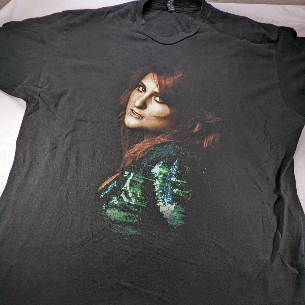 Meghan Trainor Untouchable Tour 2016 XXL